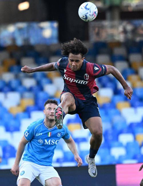 开云体育平台APP-关于那不勒斯队员团结一致备战下一场比赛的信息