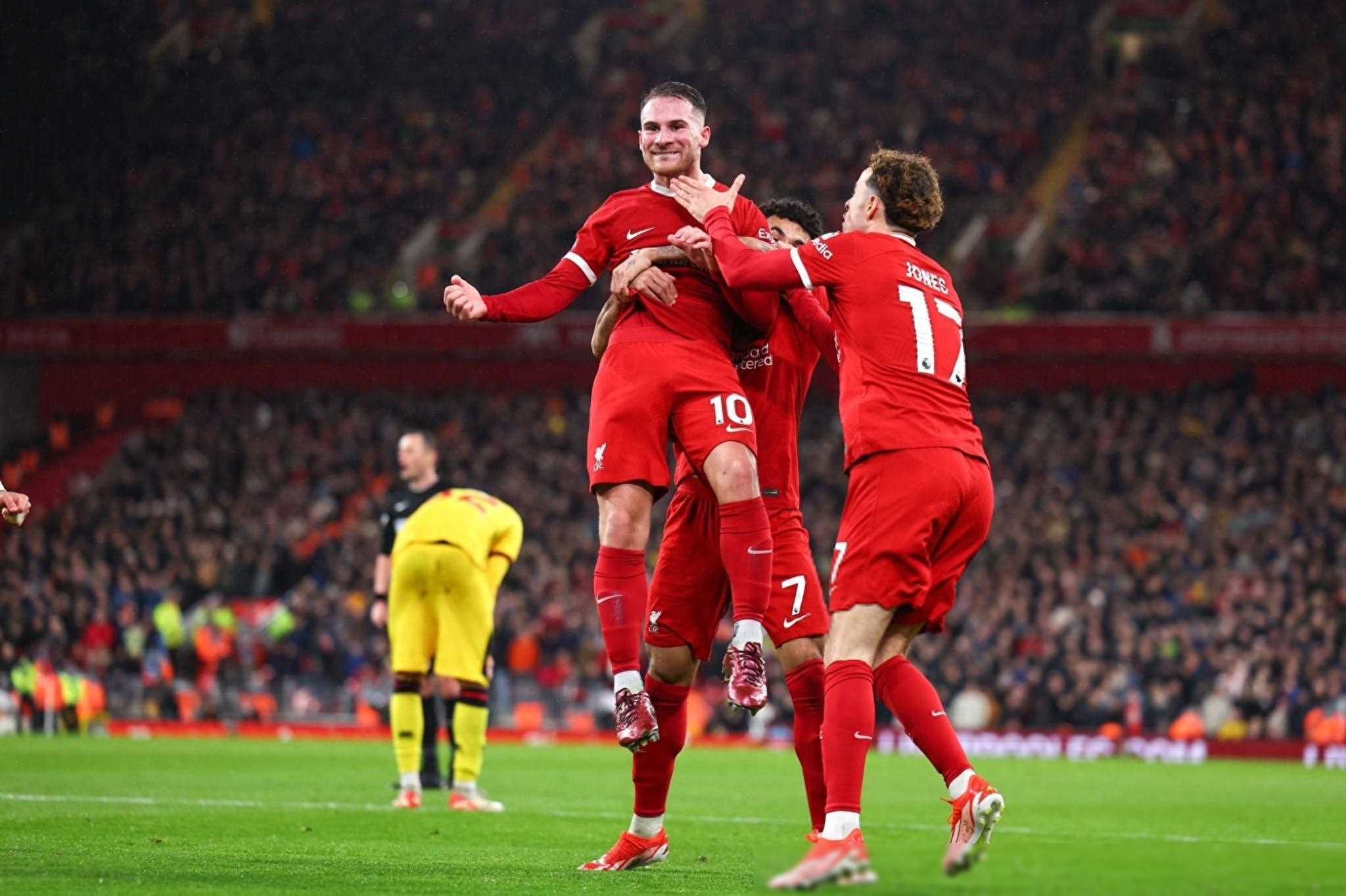 开云体育入口-包含巴黎圣日耳曼双线作战，实力较量的词条