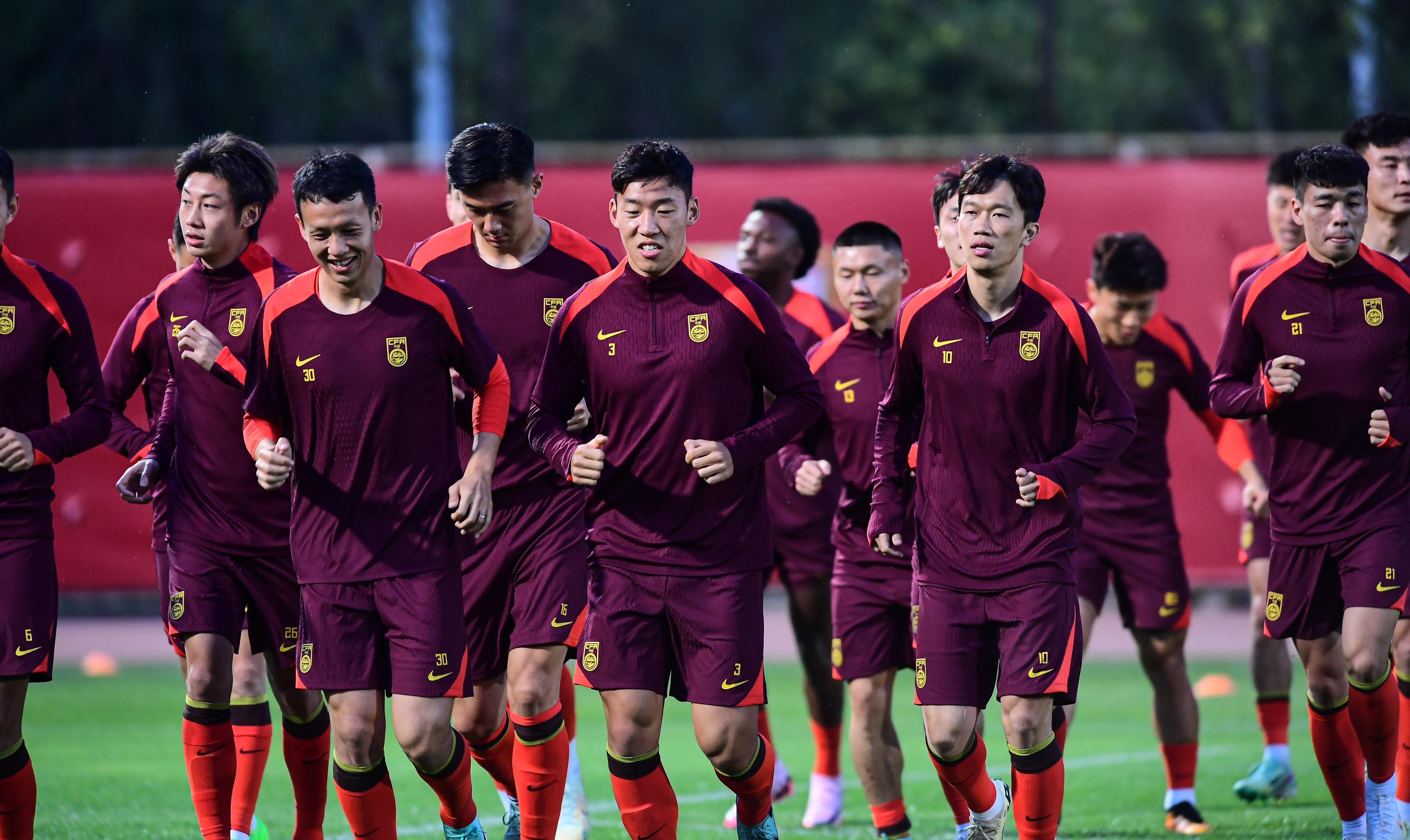 国足攻防俱佳,主场比赛取胜 国足攻防俱佳,主场比赛取胜