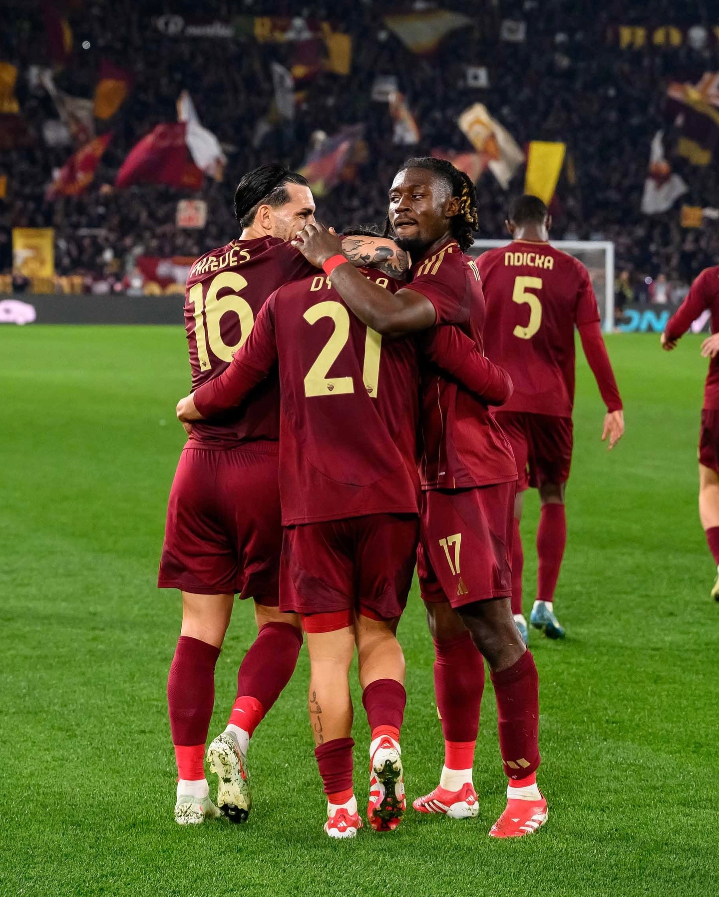 欧预赛擂台赛情峰回路转，胜负难定