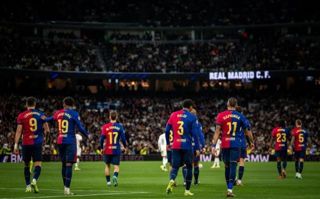 开云体育中国-西班牙联赛中的双雄对阵，巴萨与毕尔巴鄂