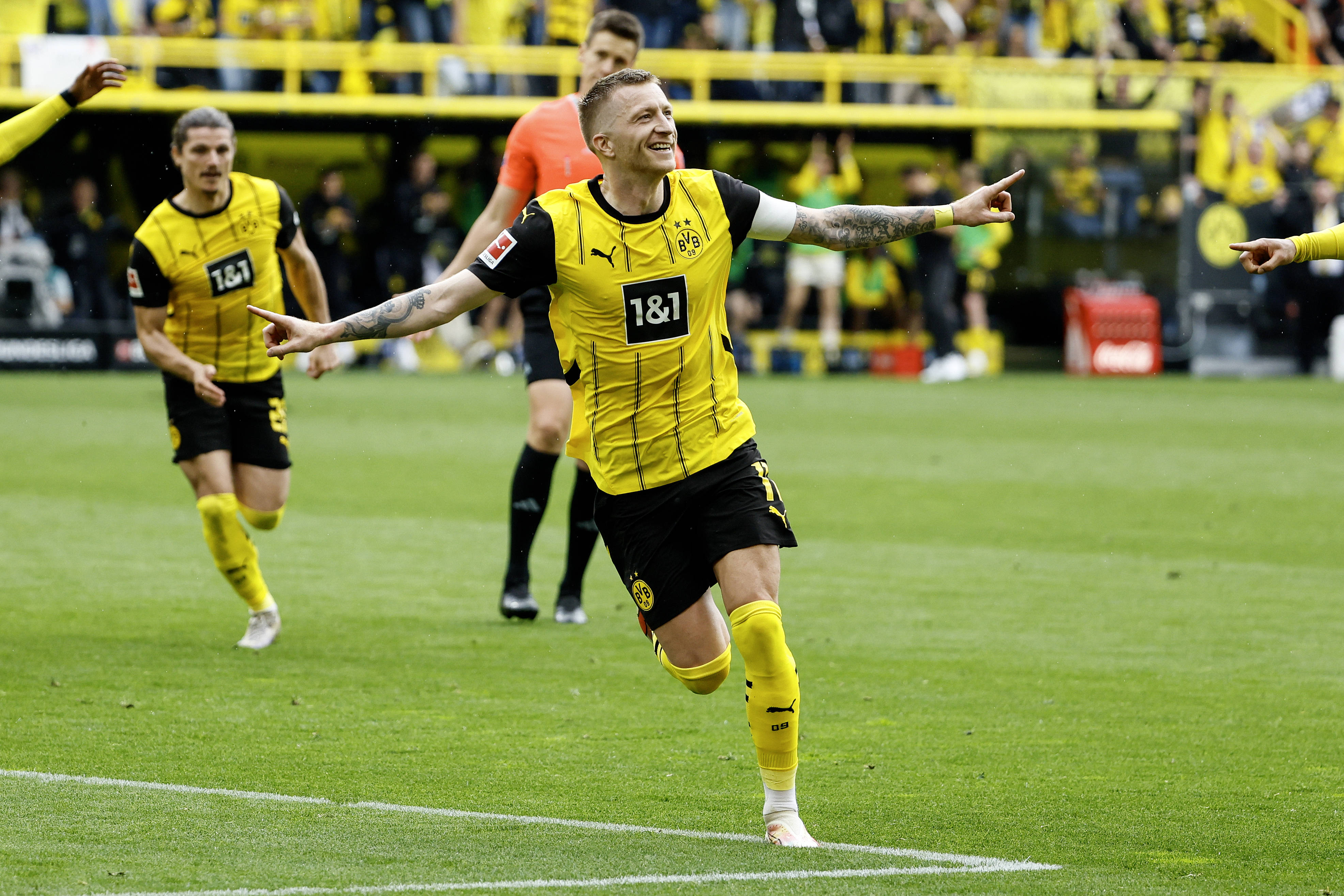 开云体育下载-关于法兰克福主场告捷，稳坐积分榜前列的信息