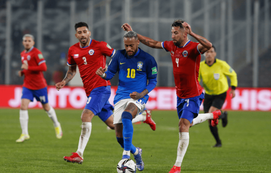 乌拉圭男足实力强劲,大胜晋级 乌拉圭男足实力强劲,大胜晋级