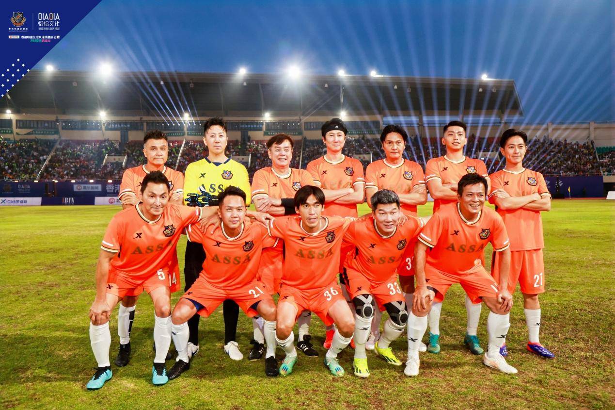 足球职业联赛火热展开,球队冲刺胜利的辉煌的简单介绍 足球职业联赛火热展开,球队冲刺胜利的辉煌的简单介绍