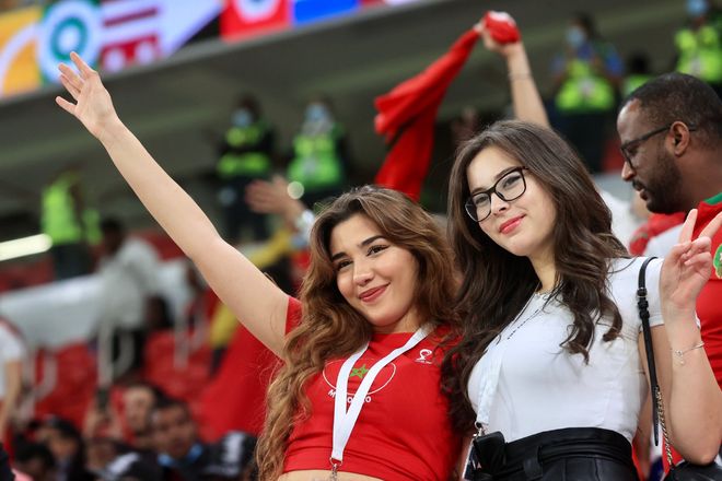 开云平台-丹麦队绝杀韩国队，黄鸭组合统治全场