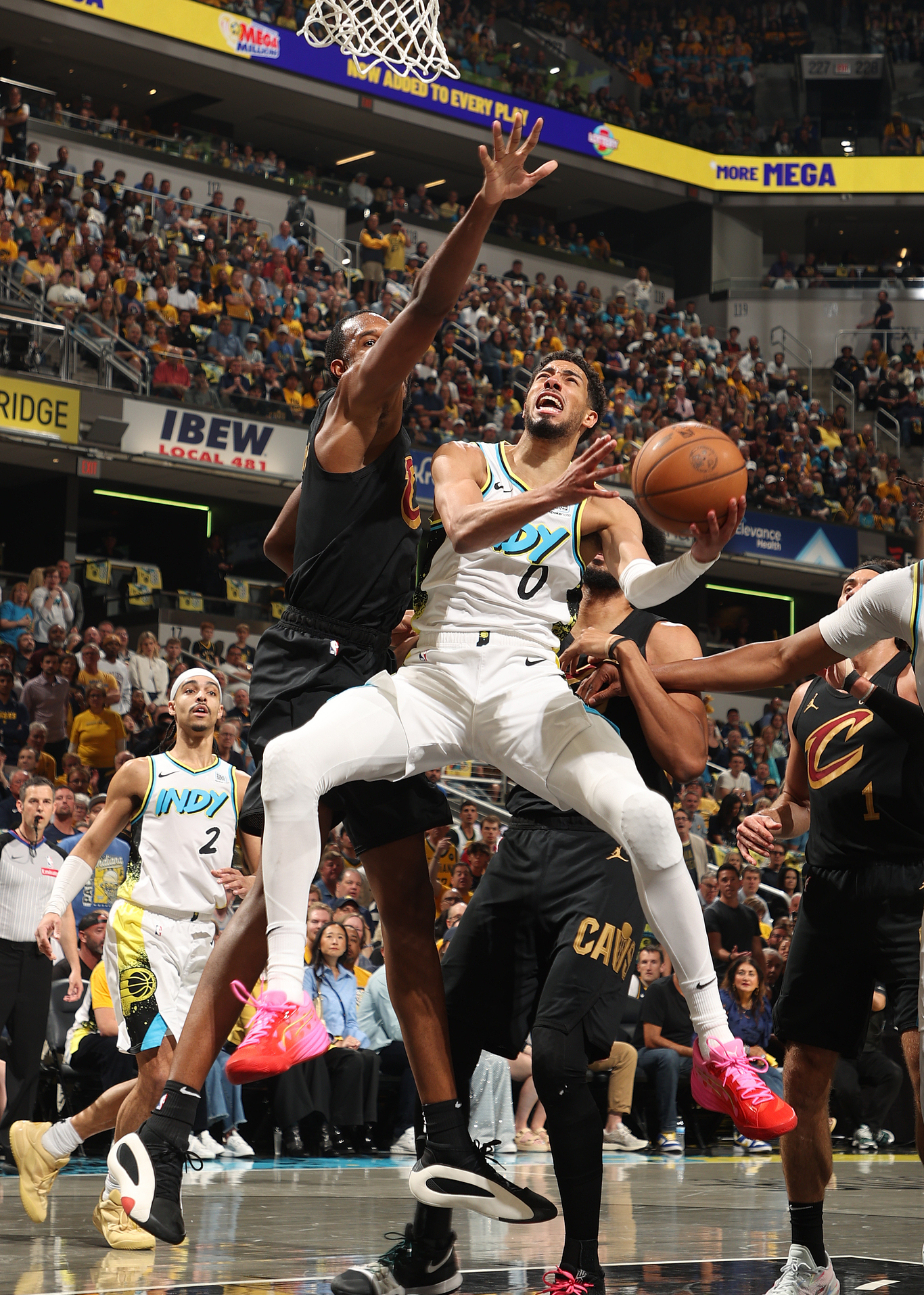 开云体育中国-骑士绝杀步行者，易建联统治全场