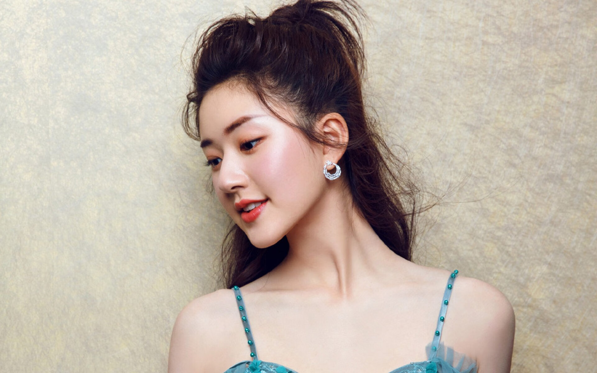 绝境与王座，当爵士扼住命运咽喉，英超鏖战叩响终章之门