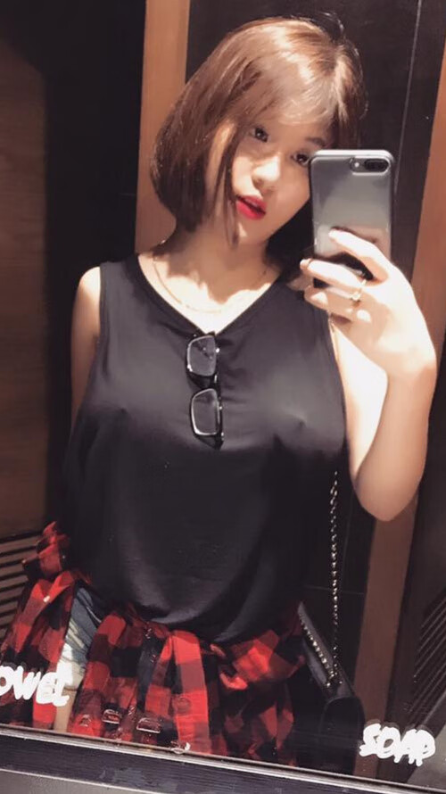 开云体育登录-蜂群齐射封锁雷霆，戈贝尔化身禁区铁闸