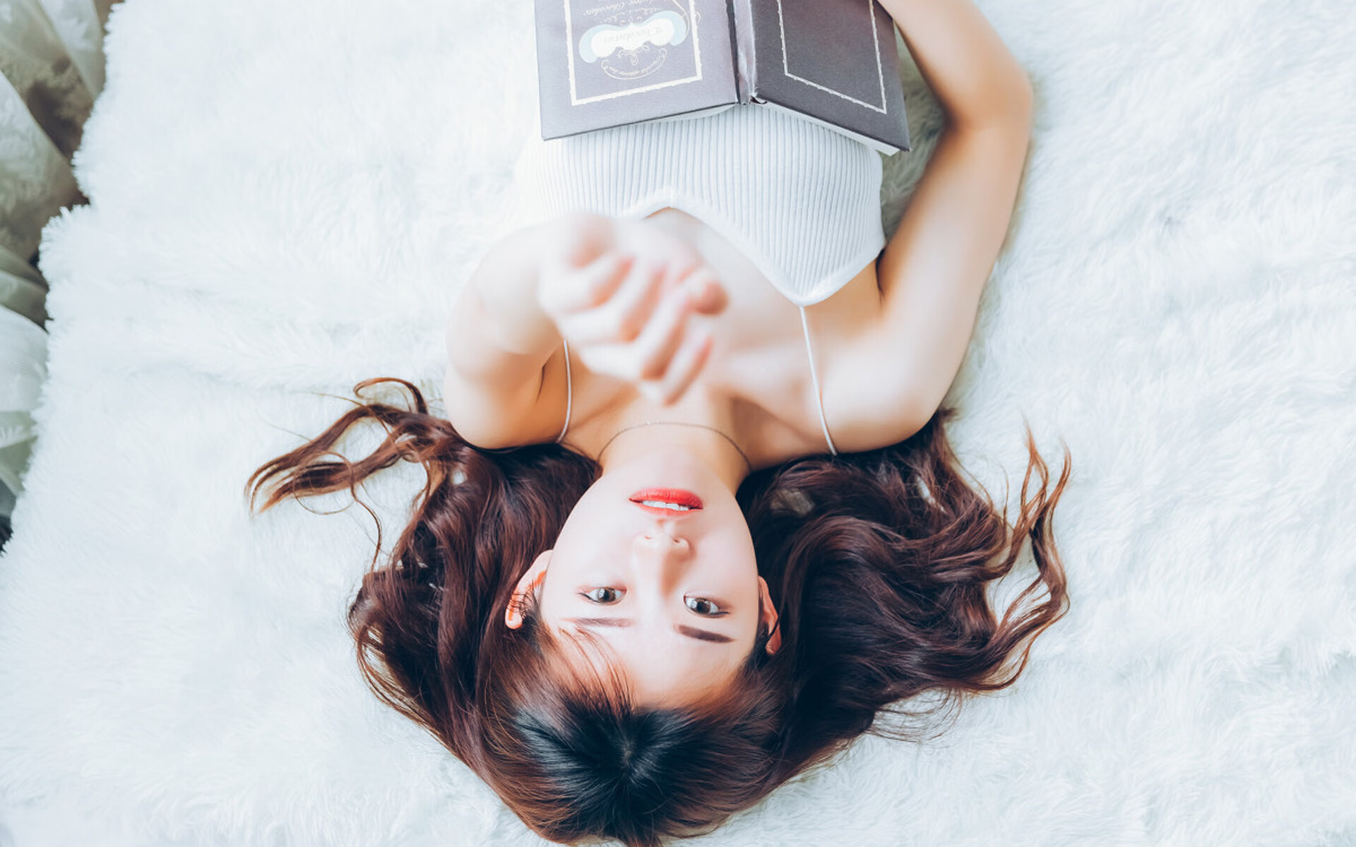 开云官网-当篮球大脑降临绿茵场，美加墨世界杯之夜的范弗利特式节奏掌控