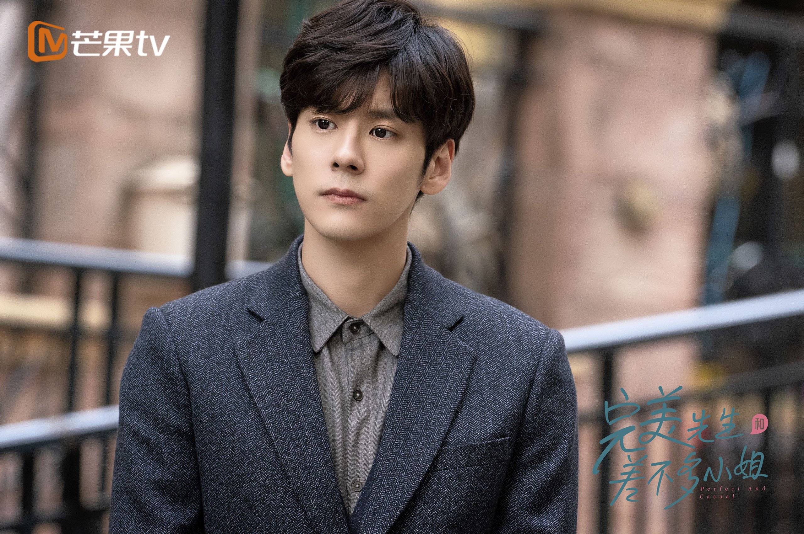 开云体育登录-爵士粉碎上海队，保罗德甲争冠战接管比赛，篮球全球化的双重华章