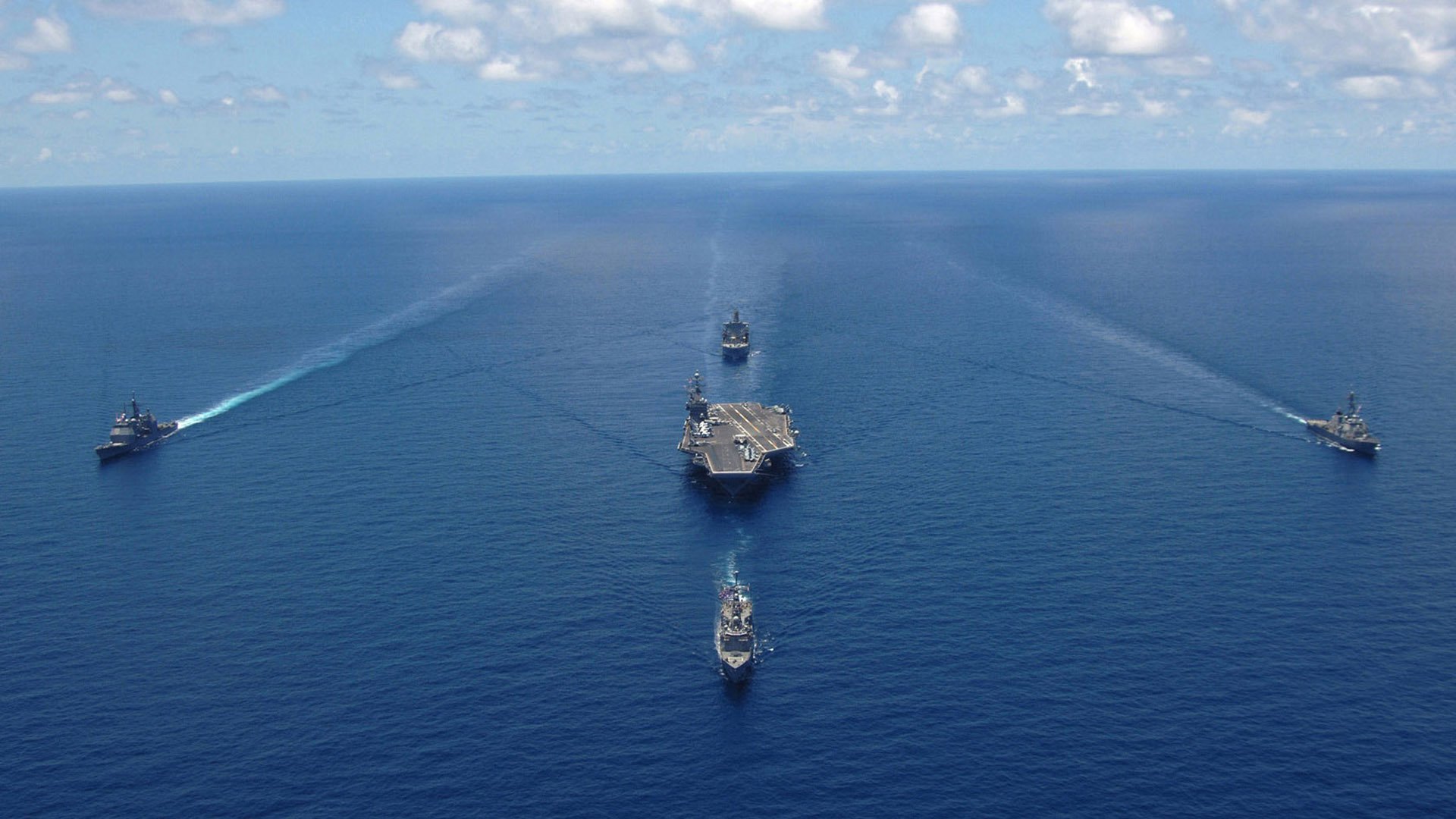 日光与月影,足球与篮球的平行突围