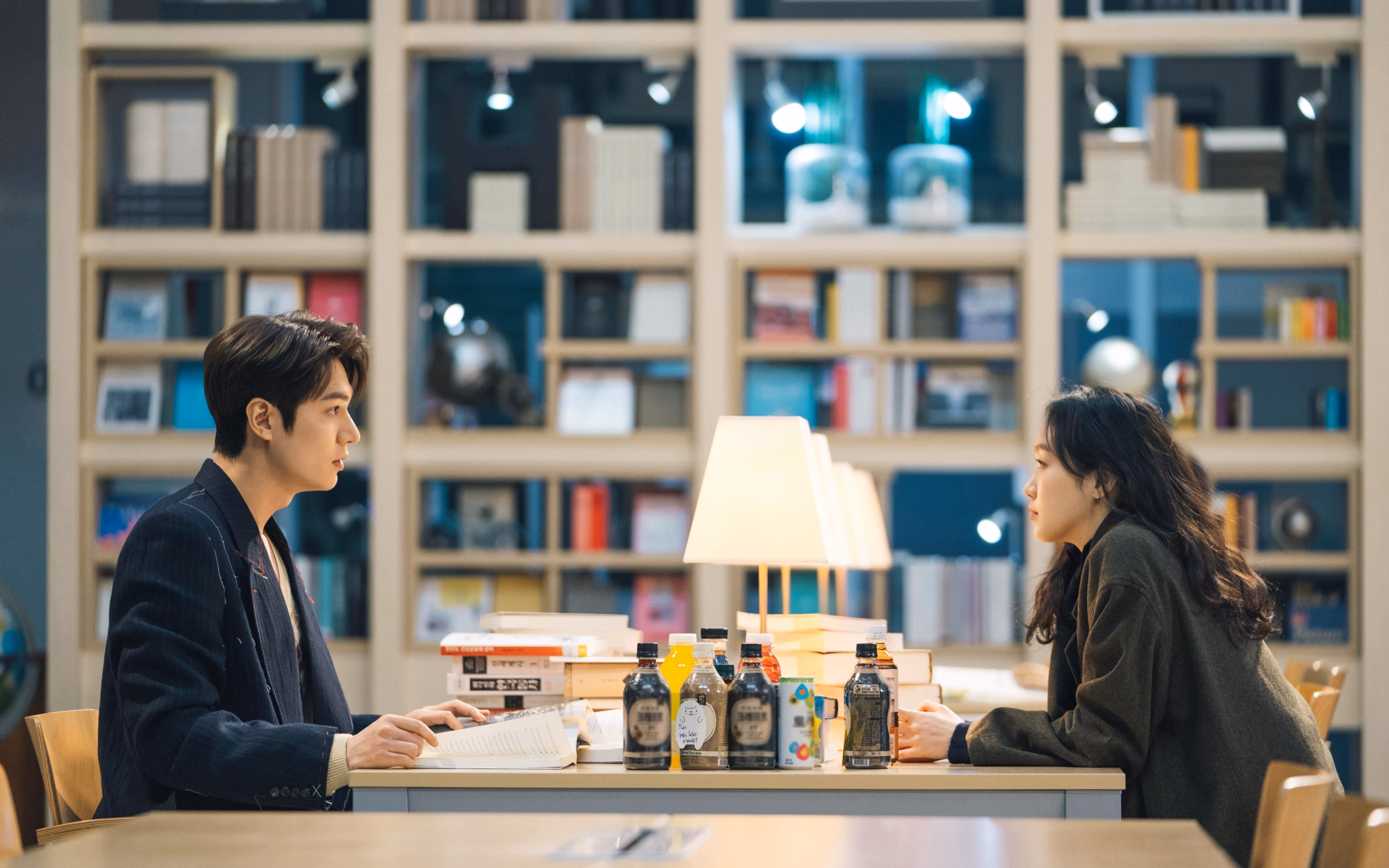 超级巨星的加冕礼,总决赛之夜恩比德展现真正价值